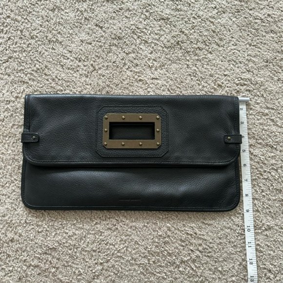 Tomas Maier Fold-Over Black Leather Clutch - Picture 3 of 7